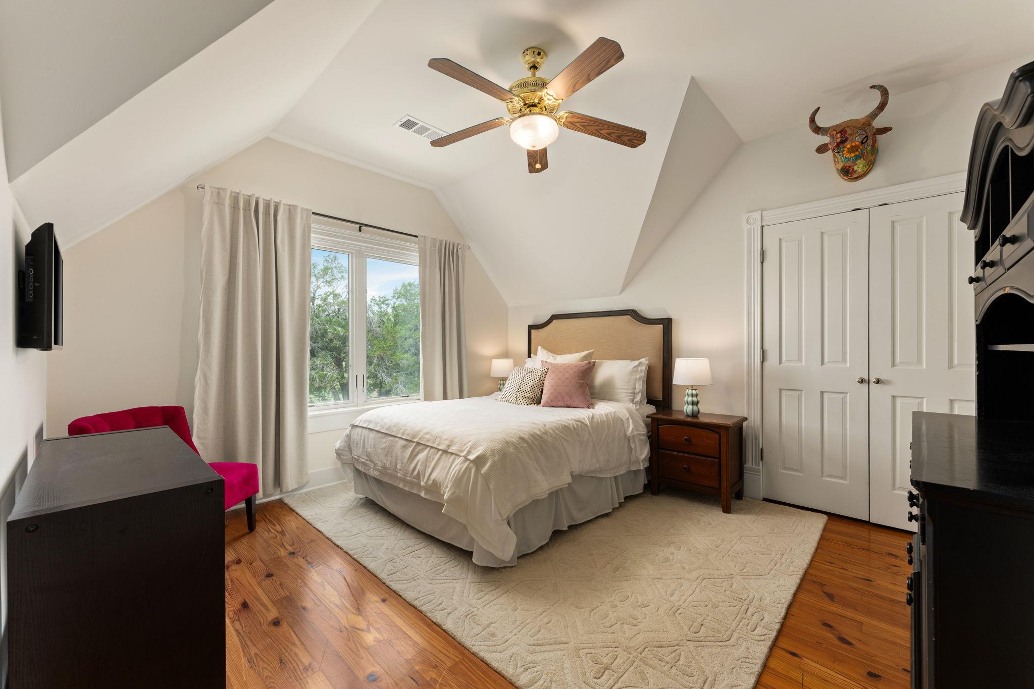 3409 Gatlin Creek Rd, Dripping Springs, TX 78620