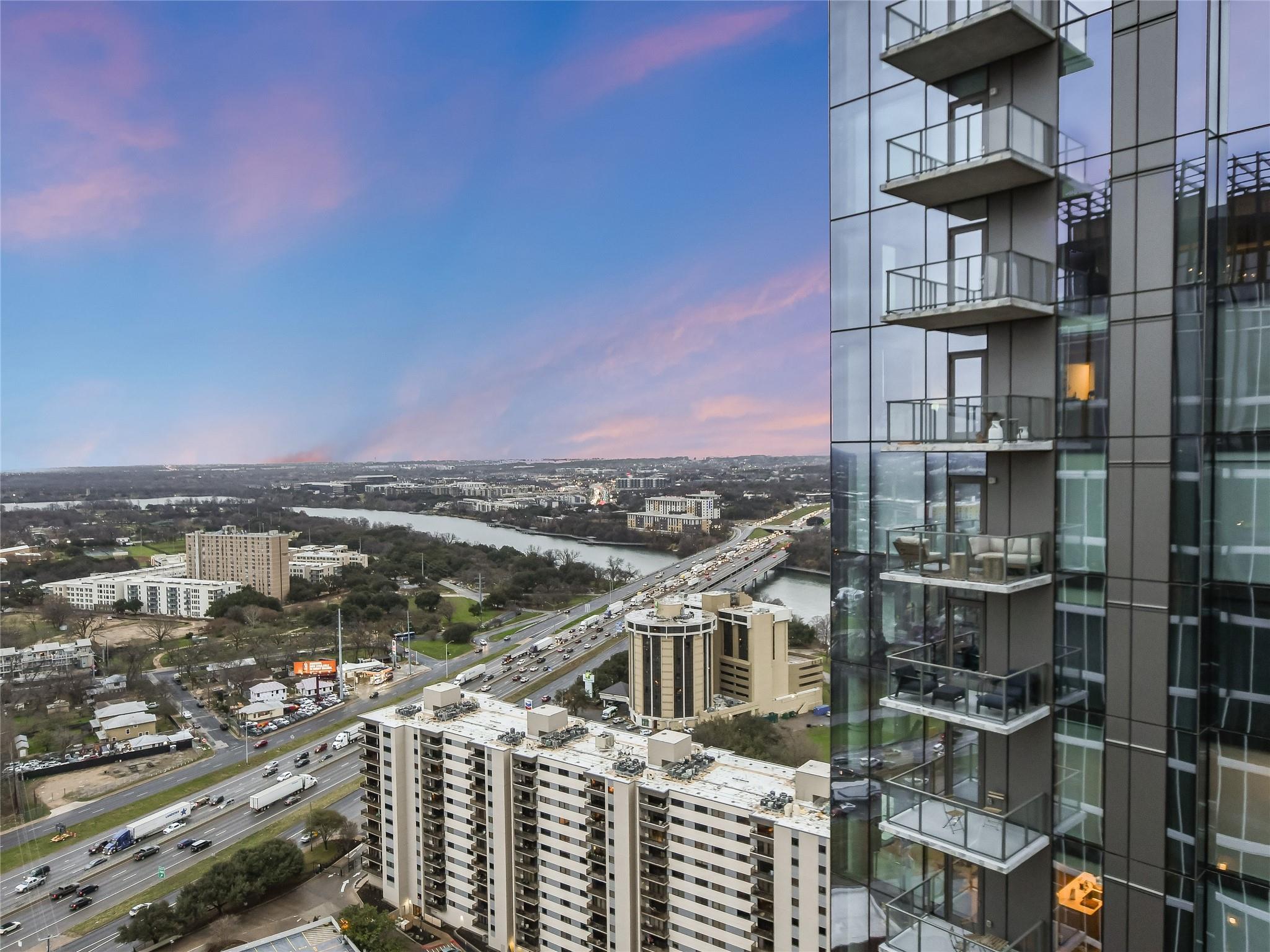 48 East Ave # 3209, Austin, TX 78701