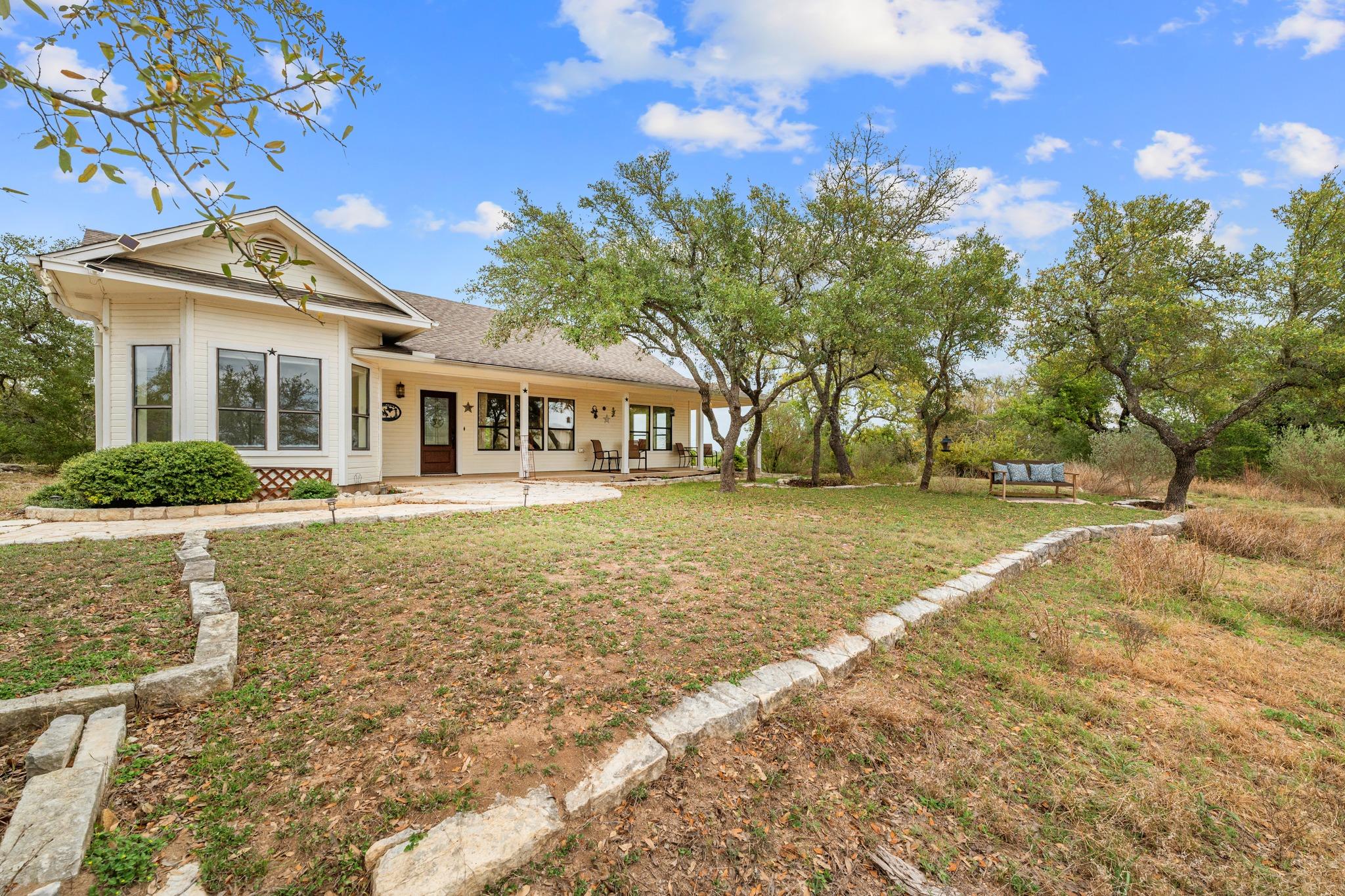 525 Hays Country Acres Rd, Dripping Springs, TX 78620
