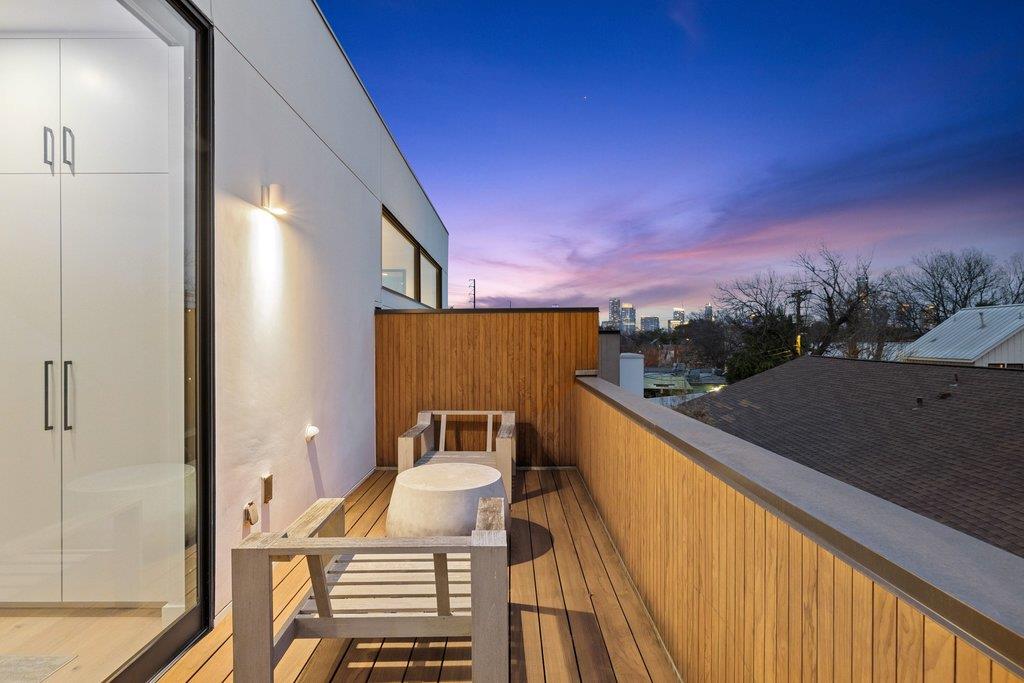 910 W Johanna St, Austin, TX 78704