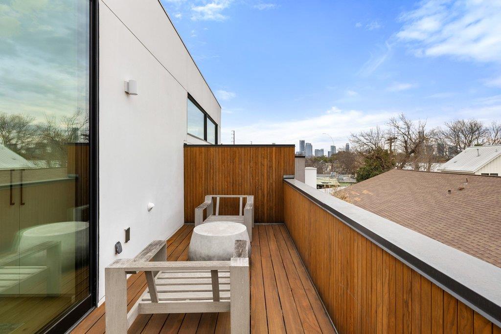 910 W Johanna St, Austin, TX 78704