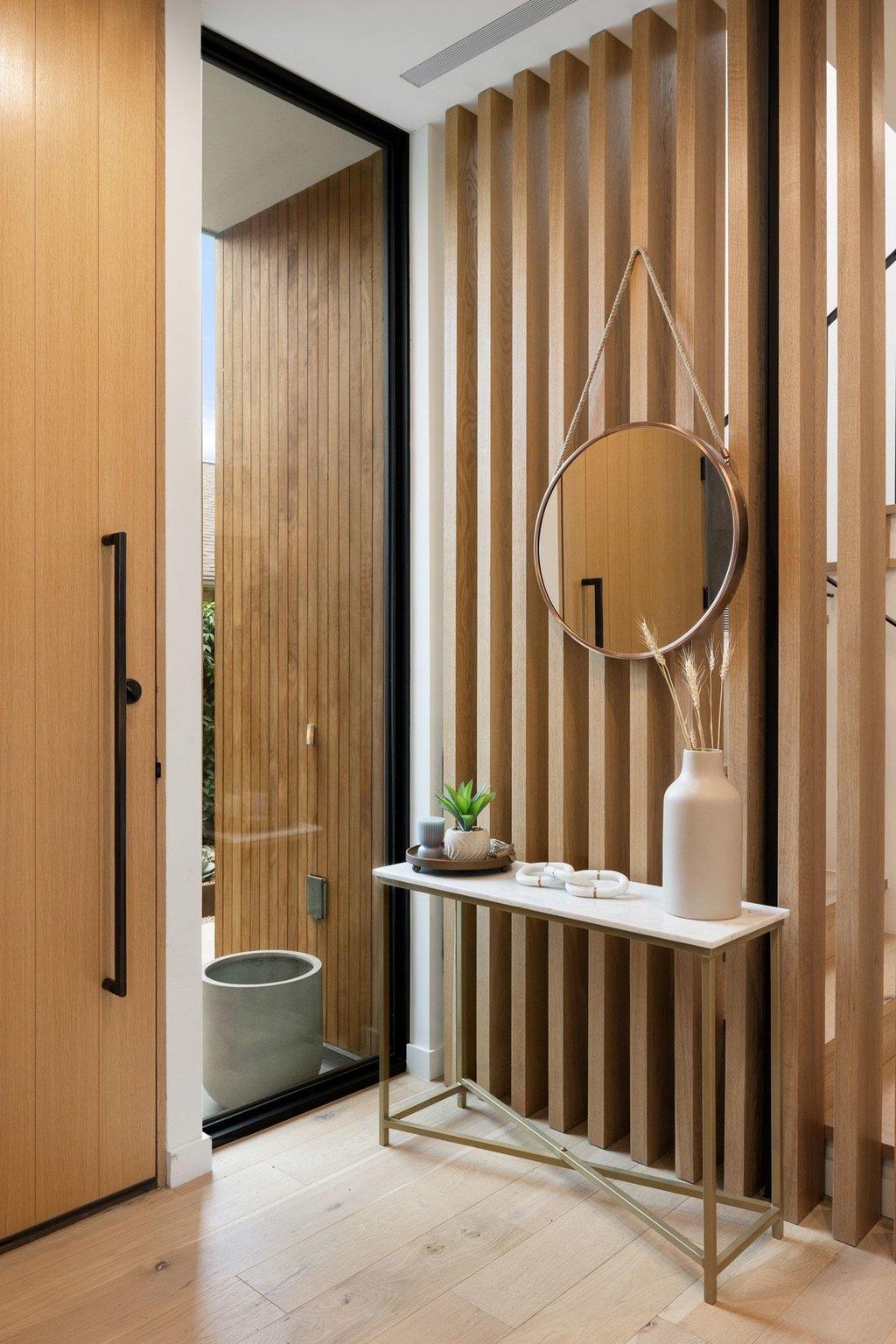 910 W Johanna St, Austin, TX 78704