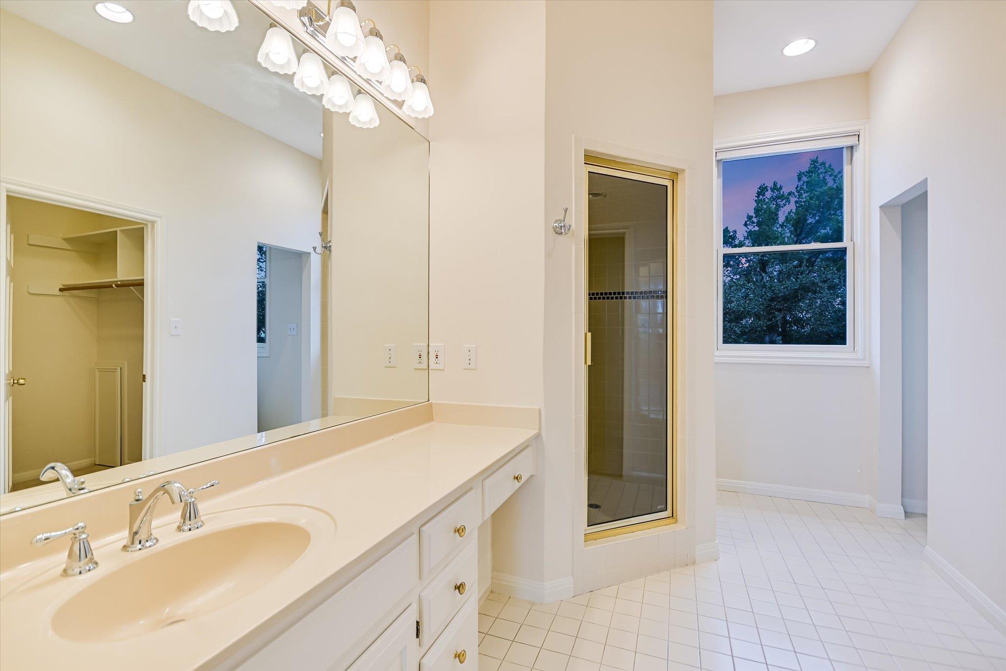 4708 Lookout Mountain Cv, Austin, TX 78731