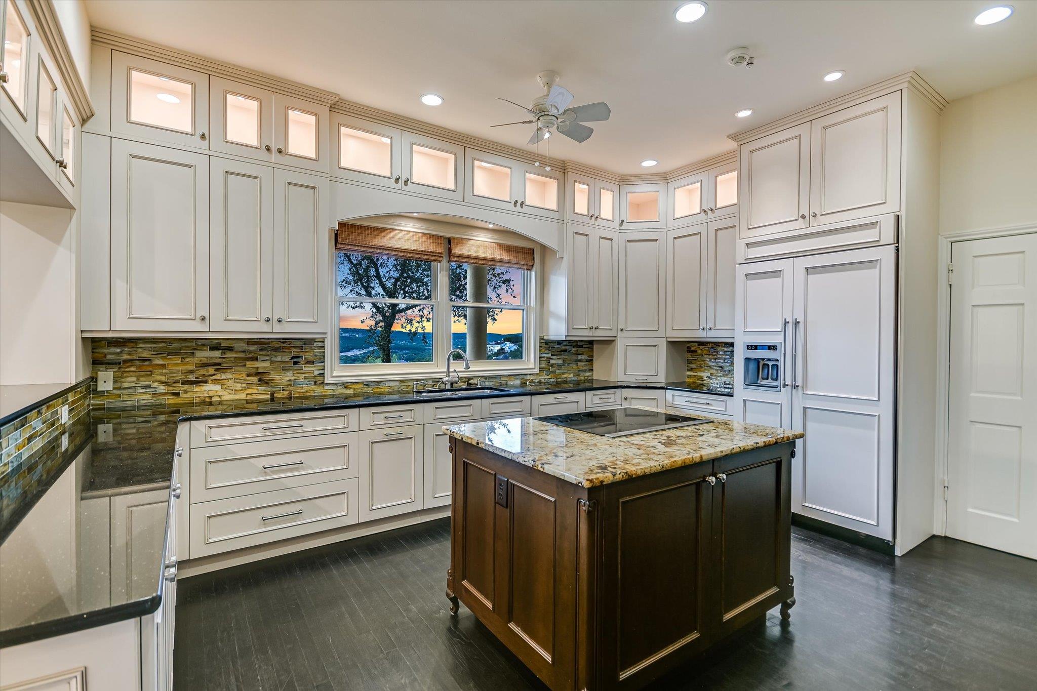 4708 Lookout Mountain Cv, Austin, TX 78731