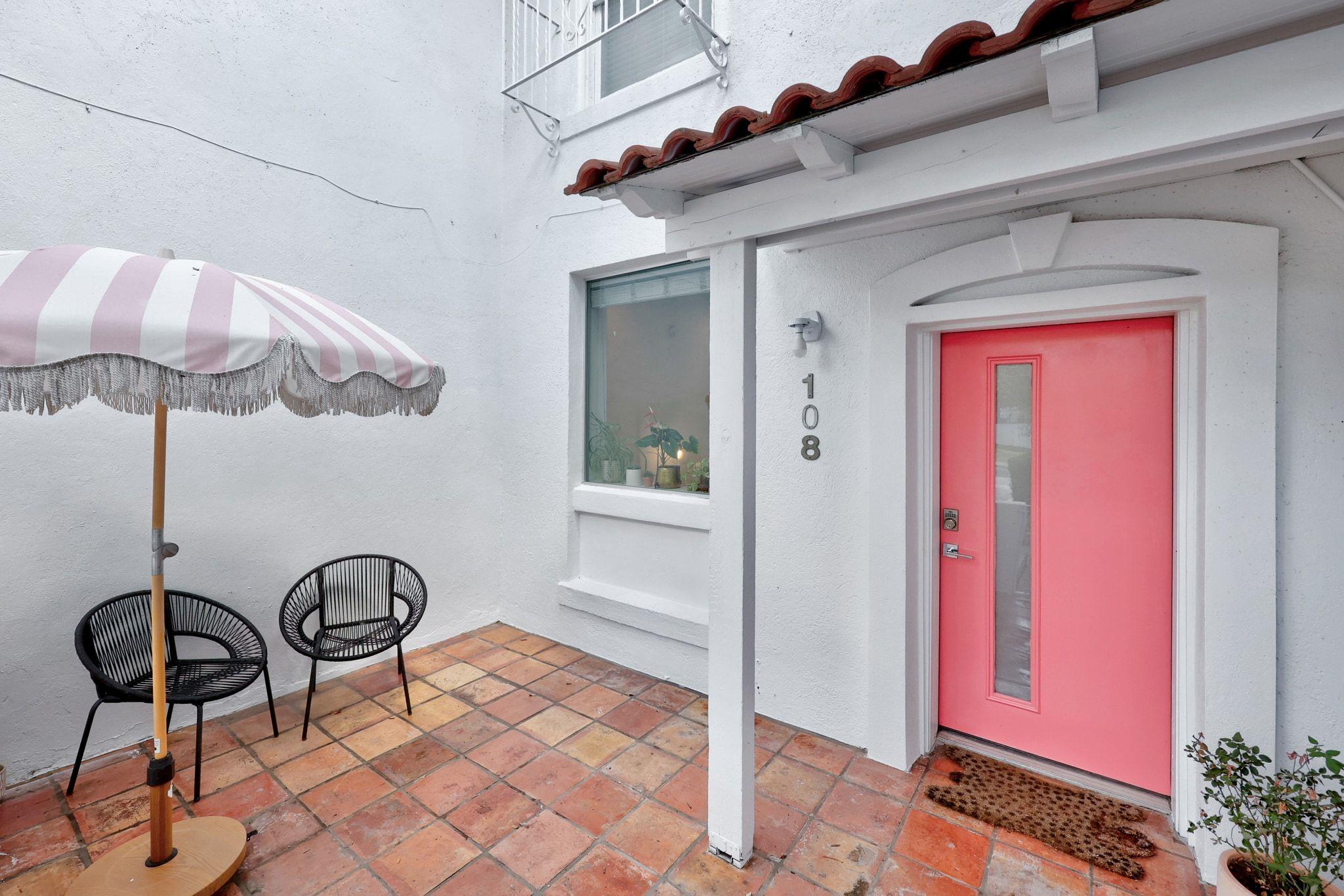 1200 Enfield Rd # 205, Austin, TX 78703