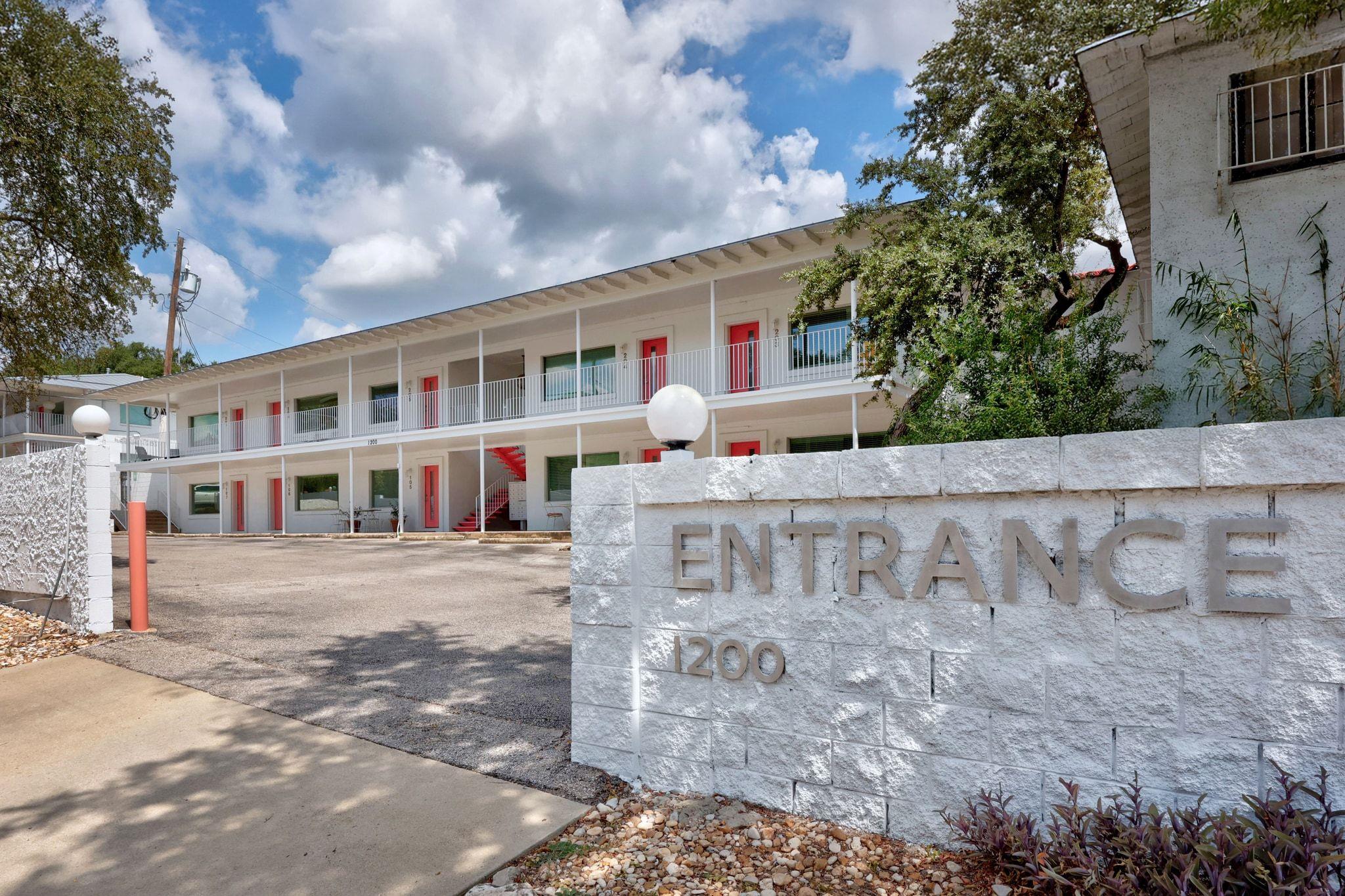 1200 Enfield Rd # 205, Austin, TX 78703