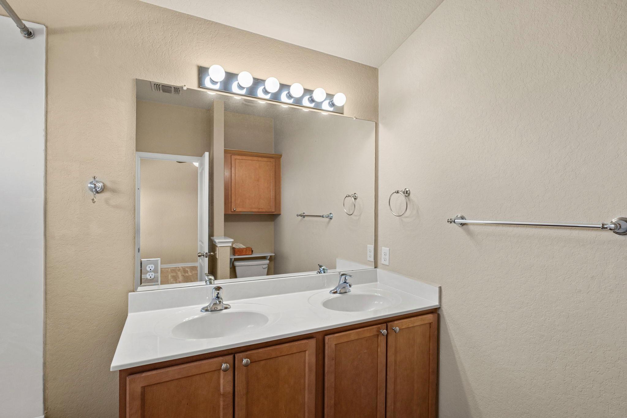 734 Wolfeton Way, New Braunfels, TX 78130