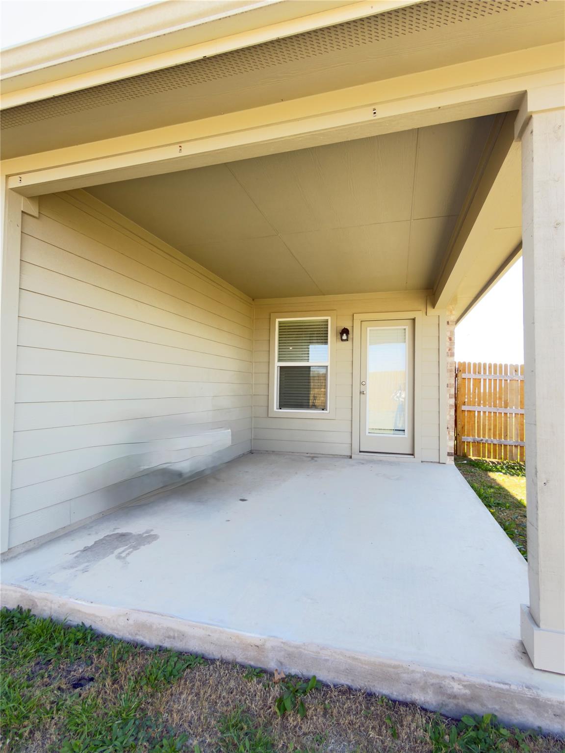 282 Texas Palmetto Cir, Kyle, TX 78640