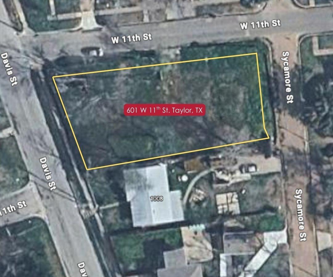 601 W 11th St, Taylor, TX 76574