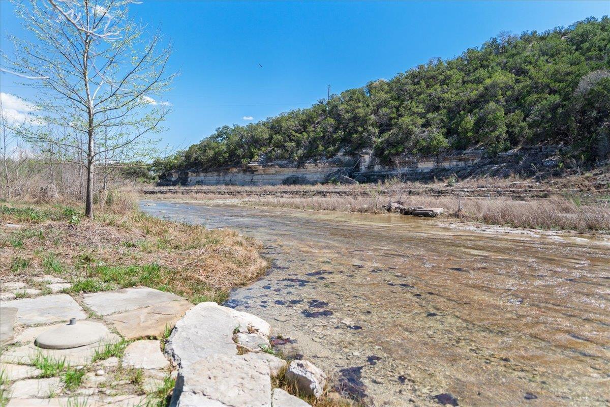 2400 Flite Acres Rd, Wimberley, TX 78676