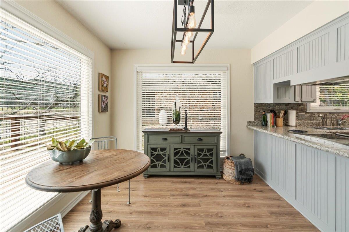 2400 Flite Acres Rd, Wimberley, TX 78676