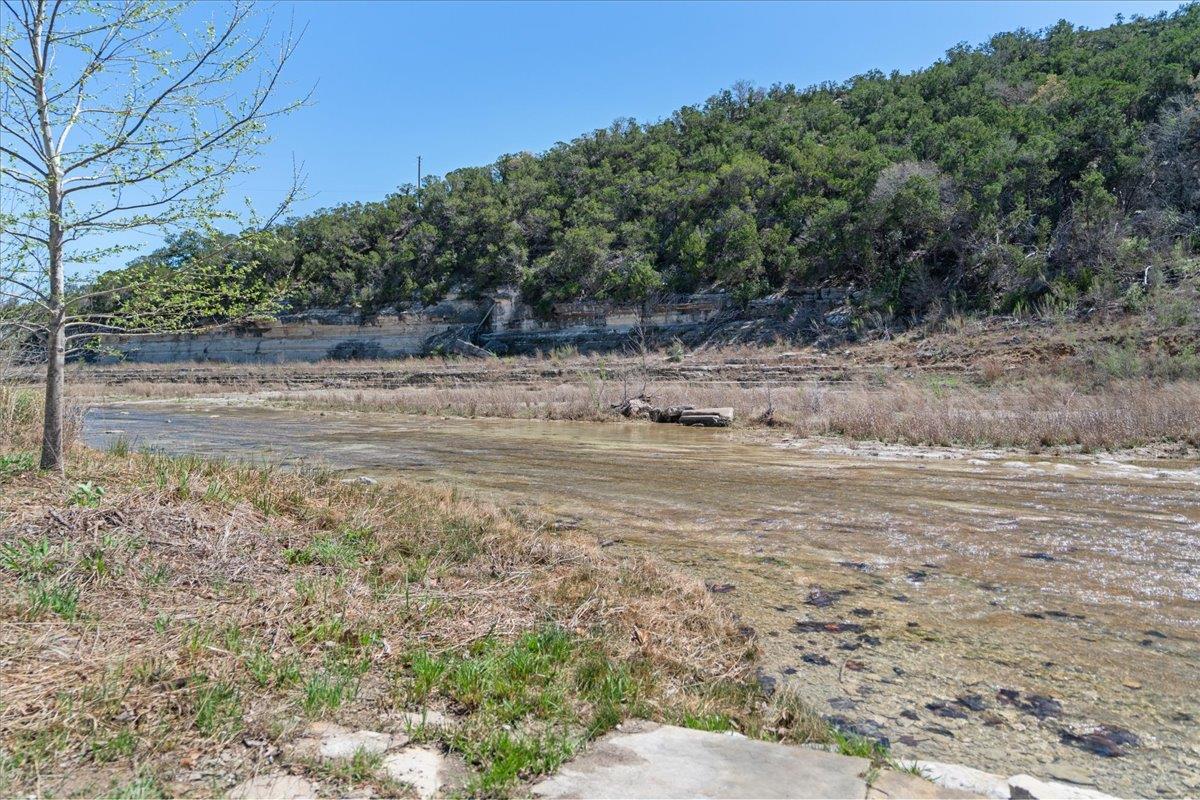 2400 Flite Acres Rd, Wimberley, TX 78676