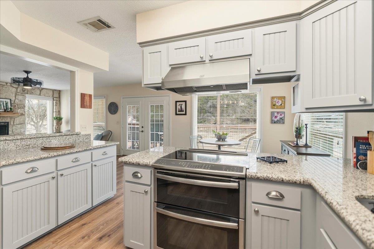 2400 Flite Acres Rd, Wimberley, TX 78676