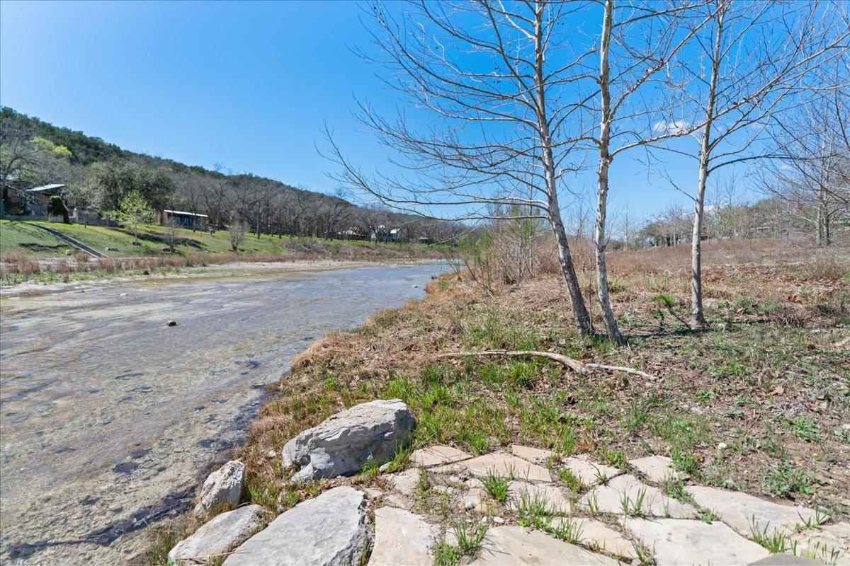 2400 Flite Acres Rd, Wimberley, TX 78676