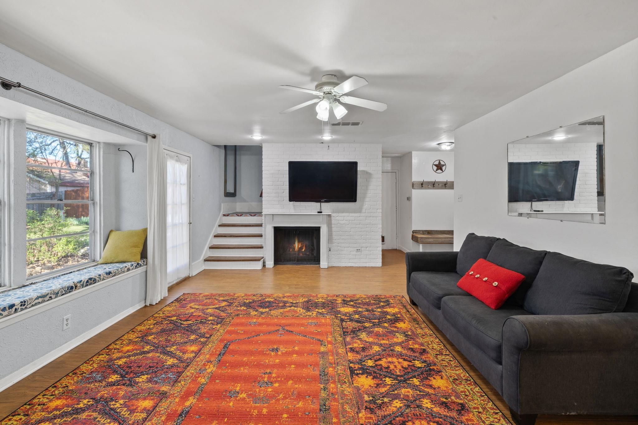 2715 Harleyhill Dr, Austin, TX 78745