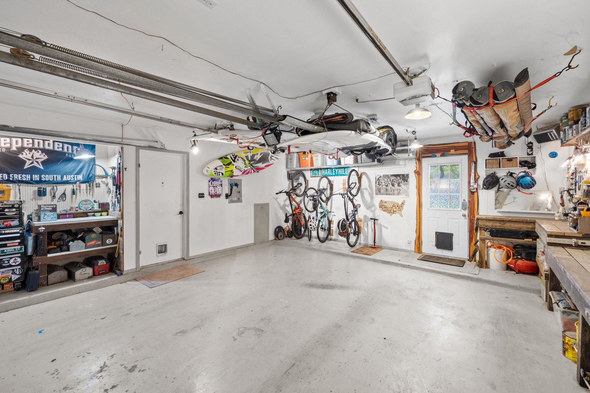 2715 Harleyhill Dr, Austin, TX 78745