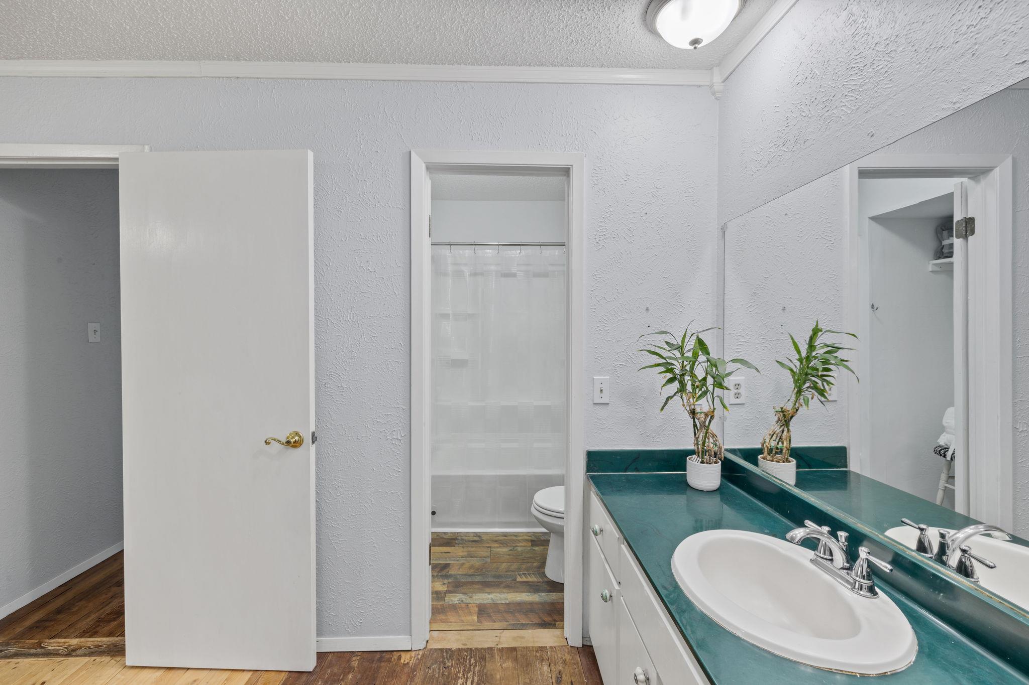 2715 Harleyhill Dr, Austin, TX 78745