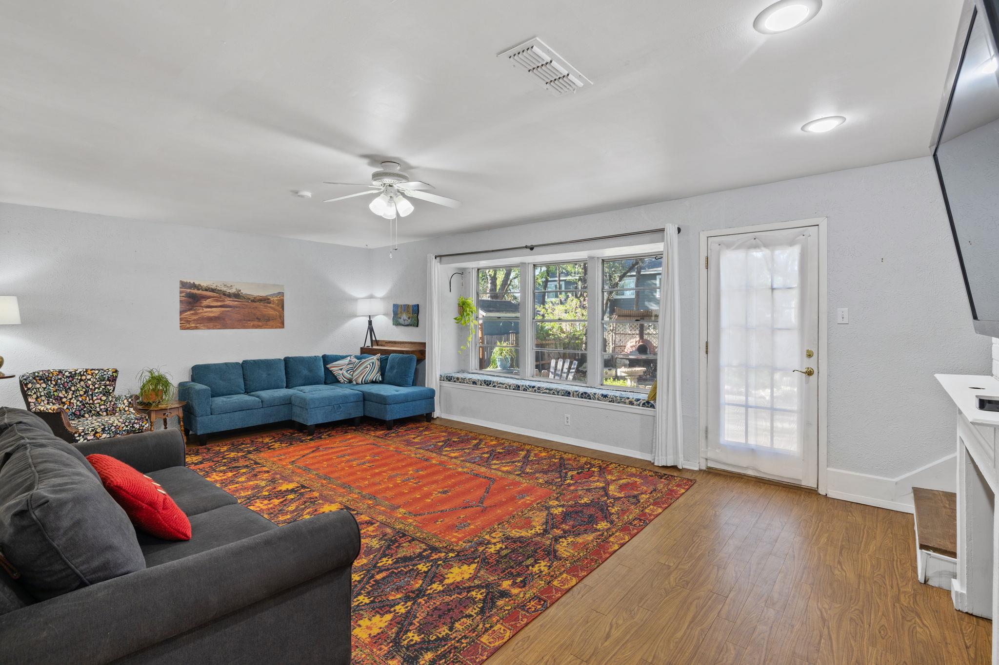 2715 Harleyhill Dr, Austin, TX 78745