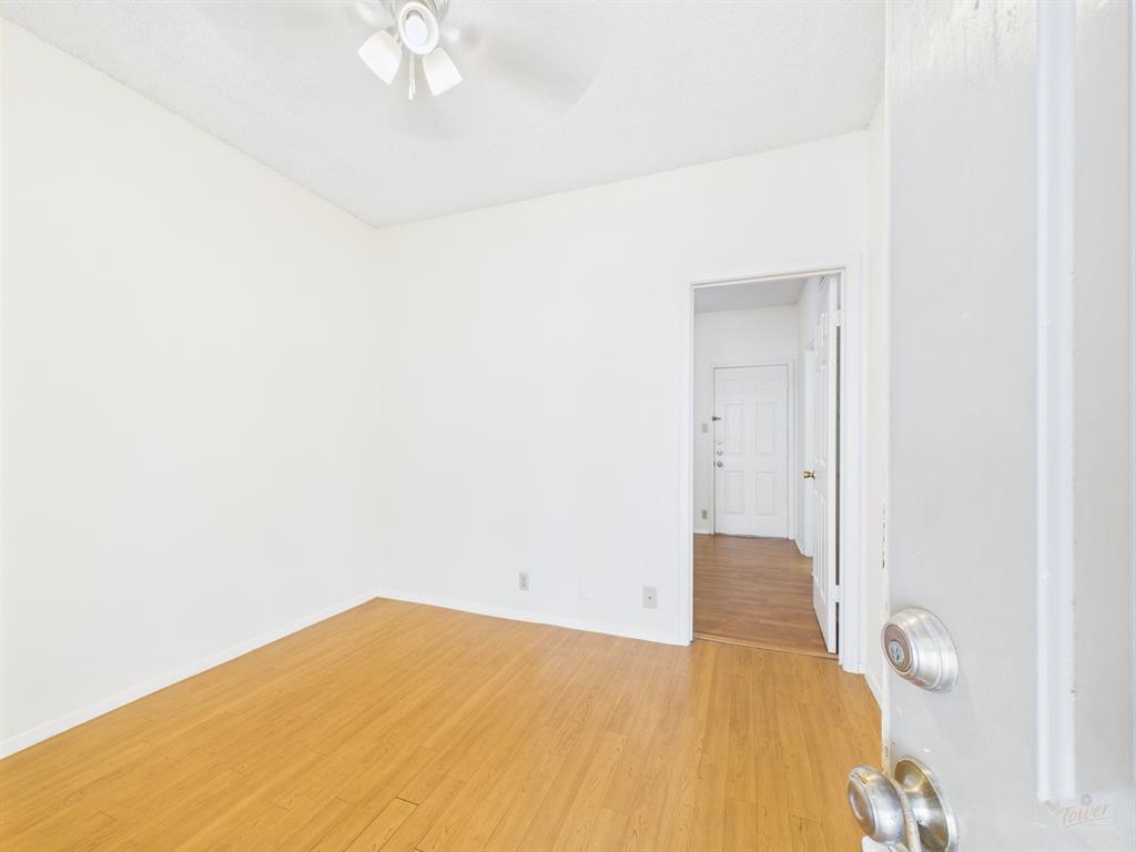 2604 Salado St # 304, Austin, TX 78705