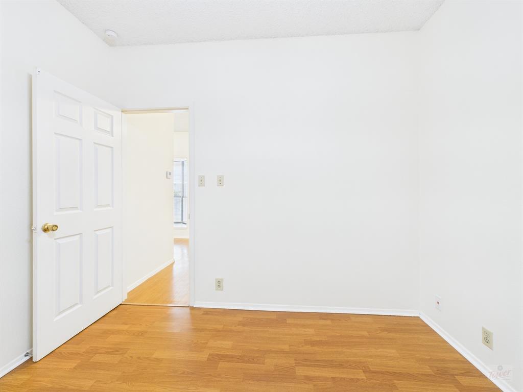 2604 Salado St # 304, Austin, TX 78705