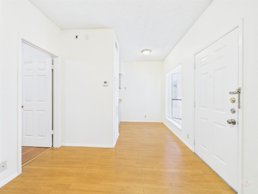 2604 Salado St # 304, Austin, TX 78705