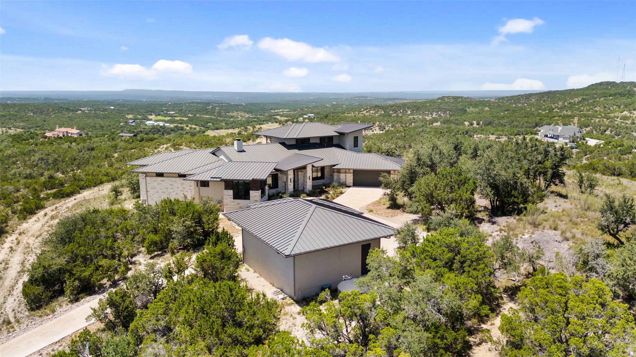 416 Julieanne Cv, Dripping Springs, TX 78620