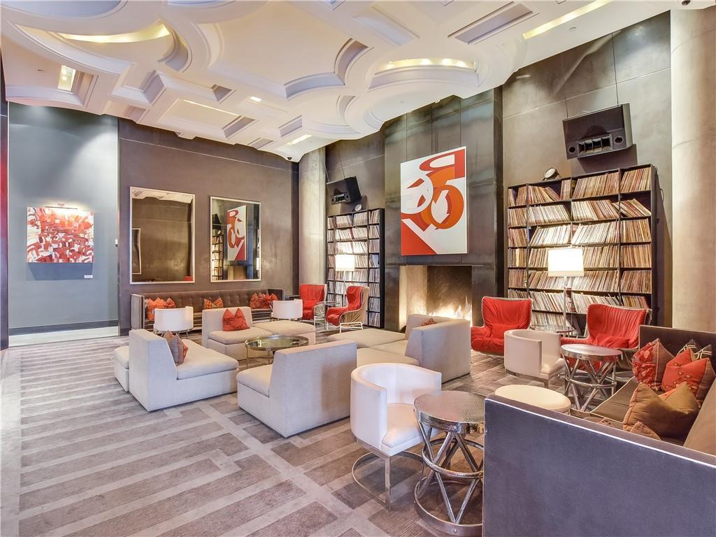 210 Lavaca St # 2505, Austin, TX 78701