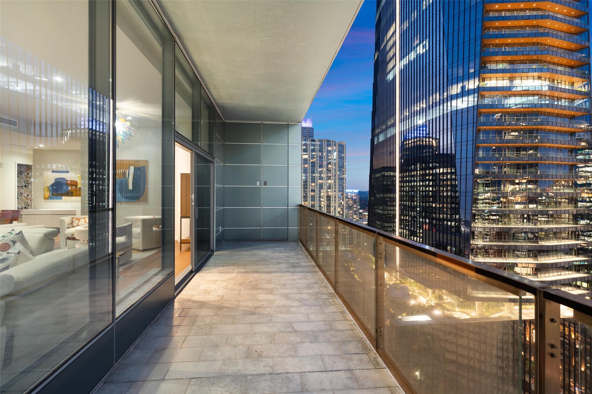 210 Lavaca St # 2505, Austin, TX 78701