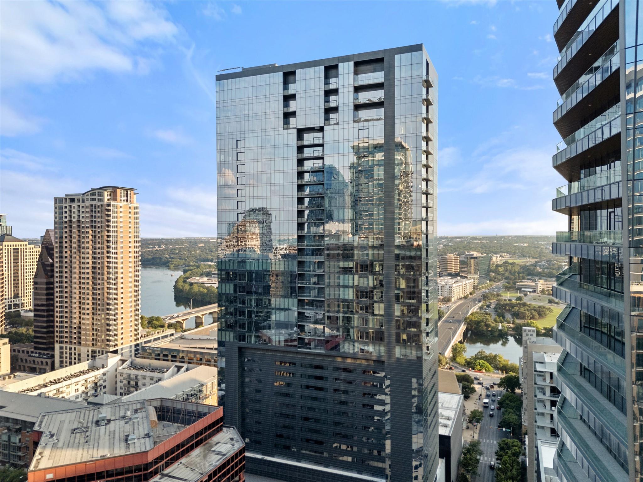 210 Lavaca St # 2505, Austin, TX 78701