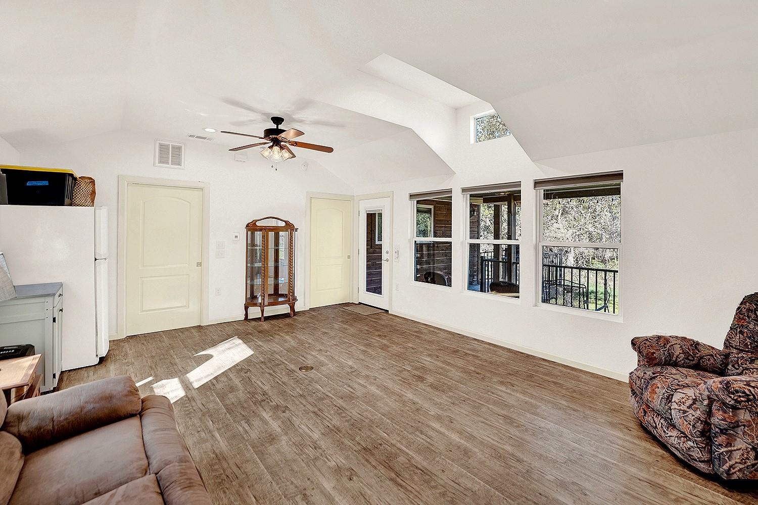 228 Deertrail Dr, San Marcos, TX 78666