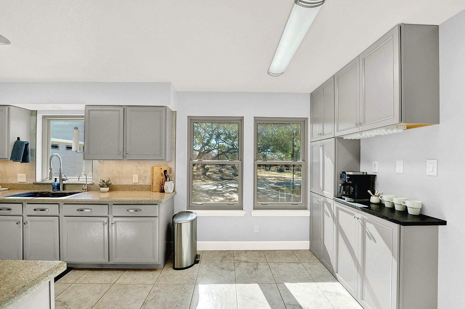 228 Deertrail Dr, San Marcos, TX 78666