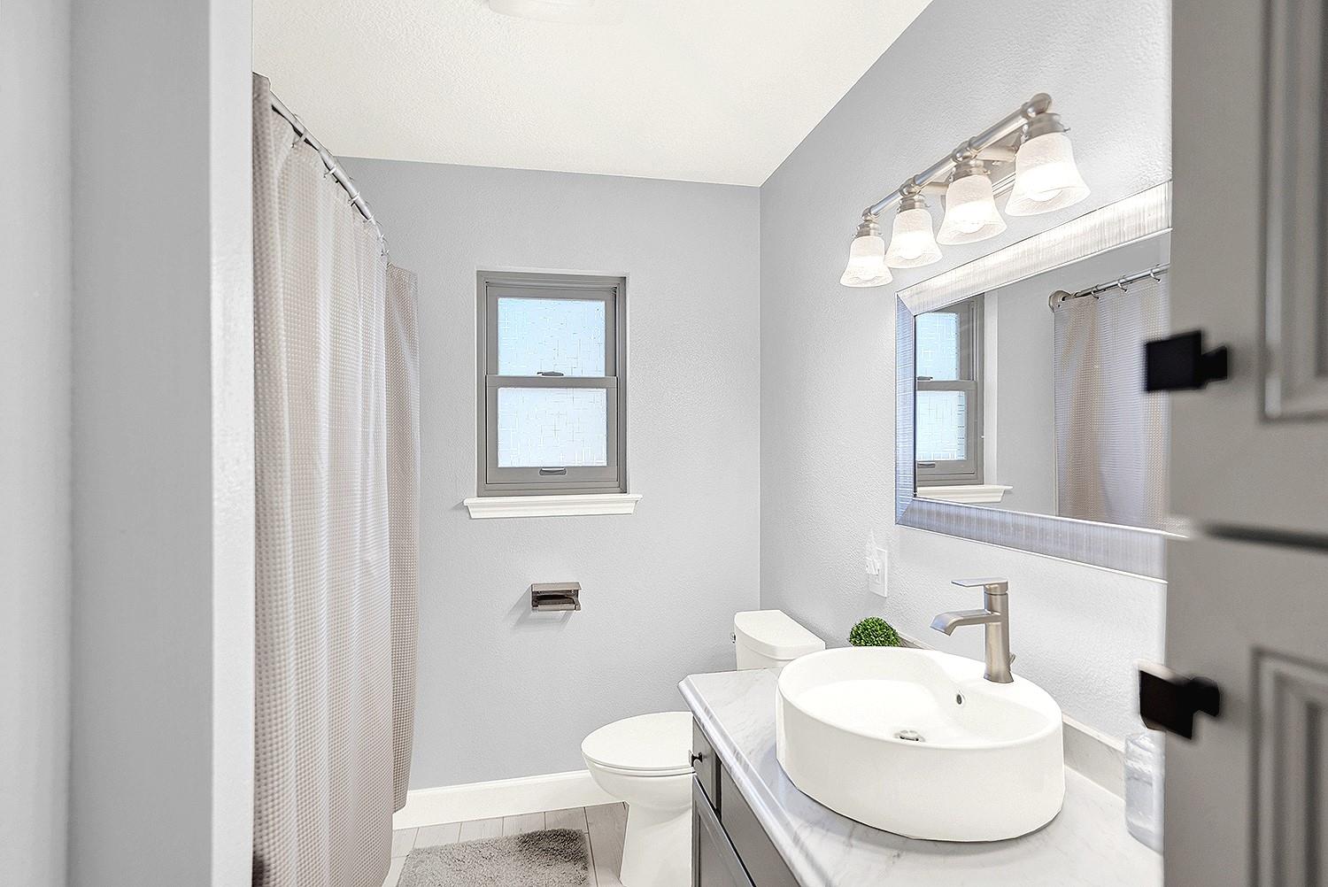 228 Deertrail Dr, San Marcos, TX 78666