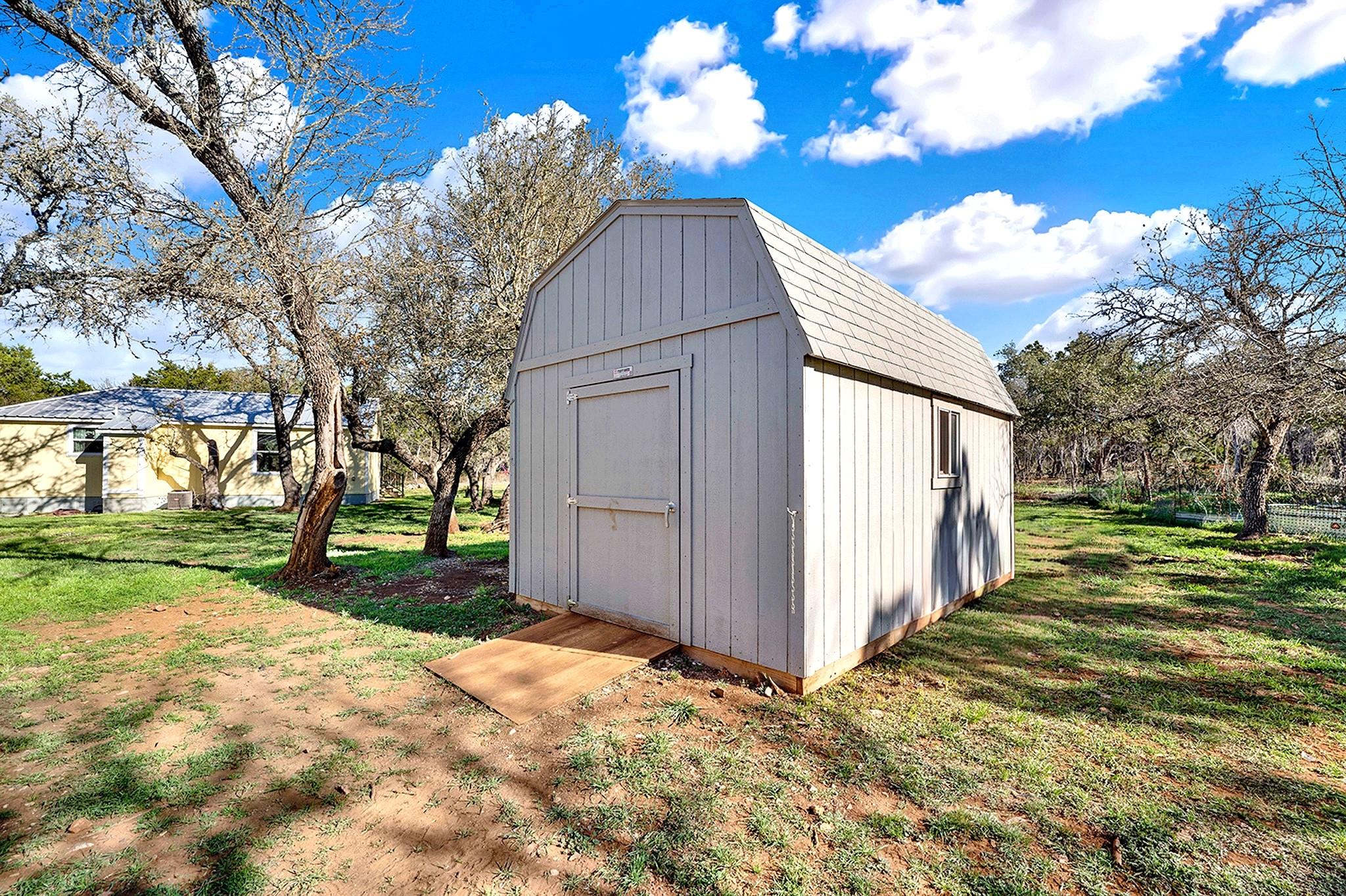 228 Deertrail Dr, San Marcos, TX 78666