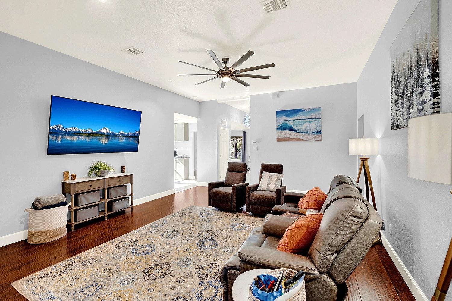 228 Deertrail Dr, San Marcos, TX 78666