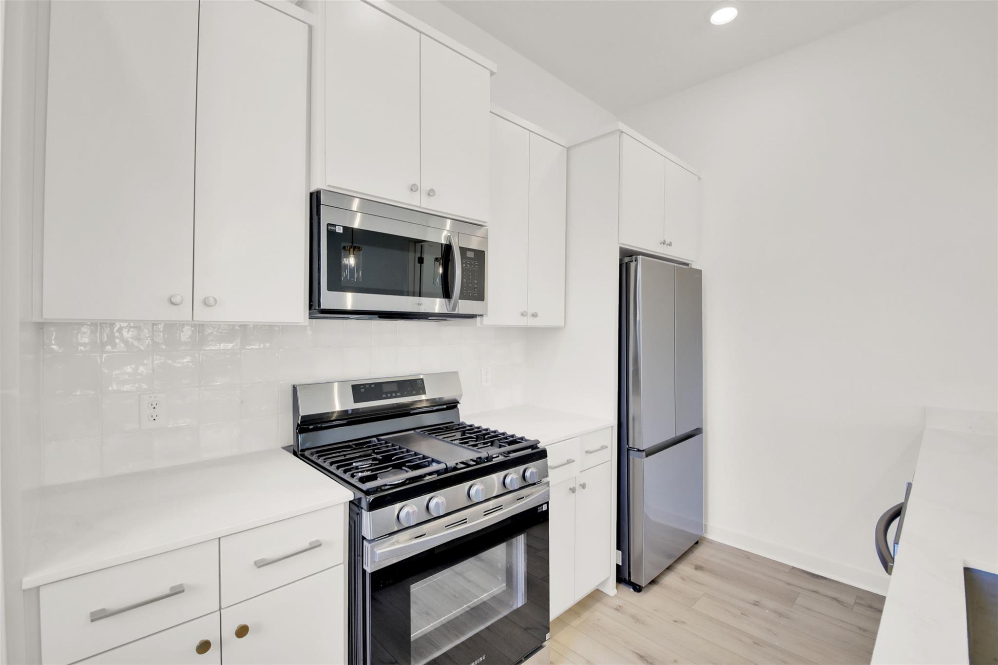 6119 Atwood St # 1, Austin, TX 78741