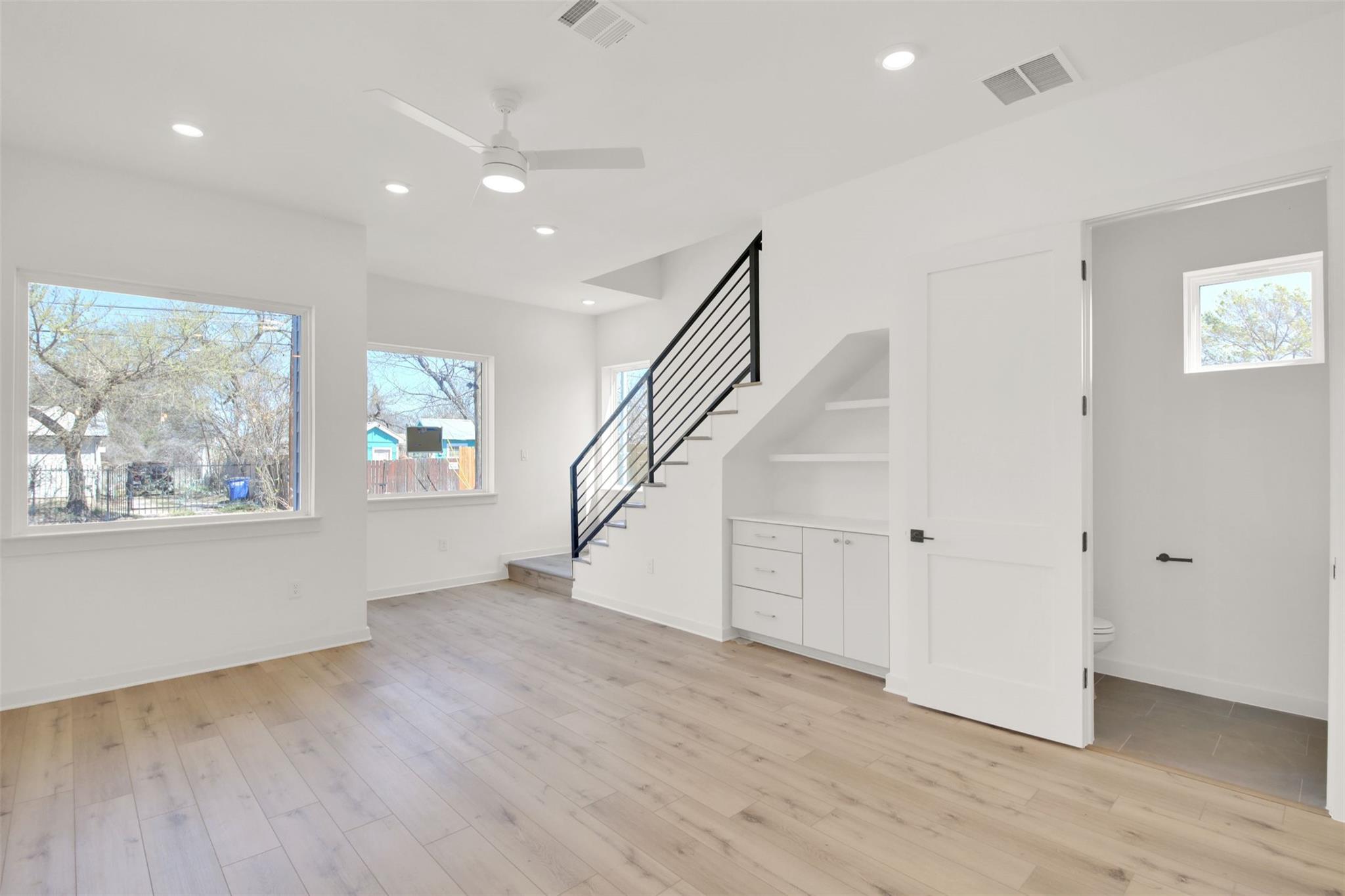 6119 Atwood St # 1, Austin, TX 78741