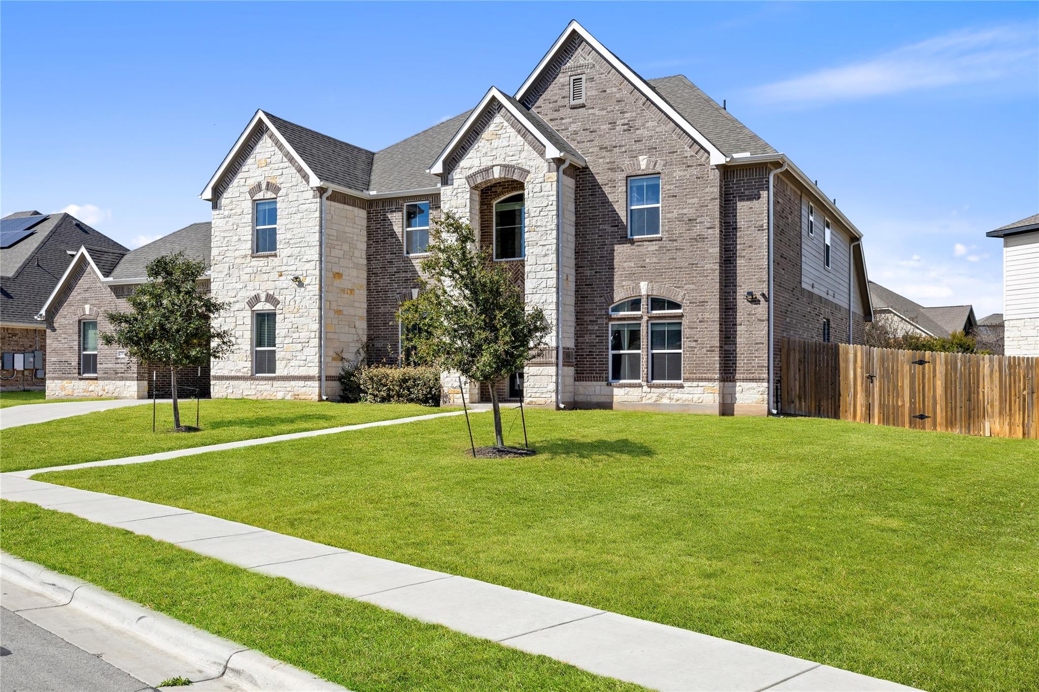 20808 Pinewalk Dr, Pflugerville, TX 78660