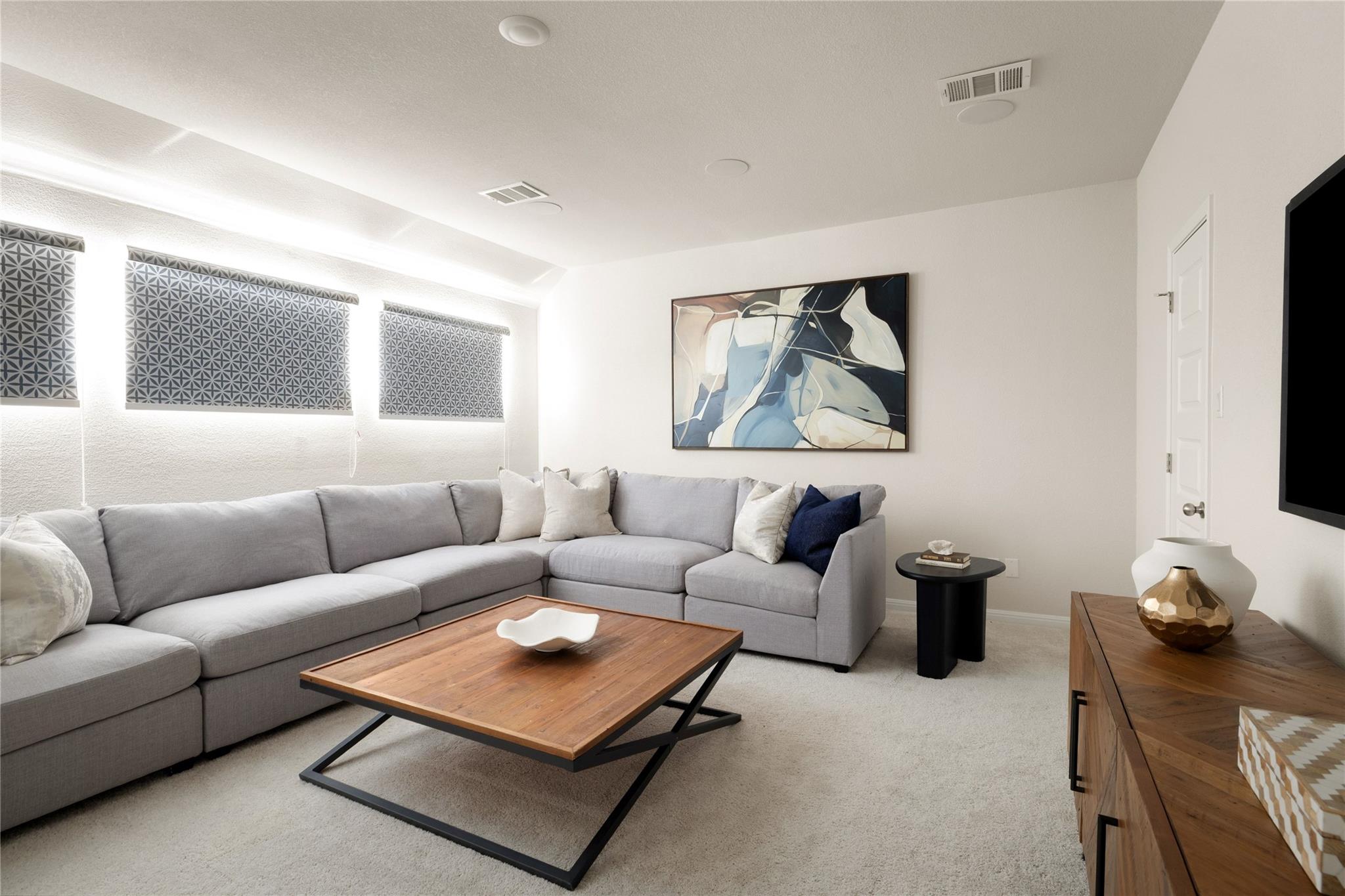 20808 Pinewalk Dr, Pflugerville, TX 78660