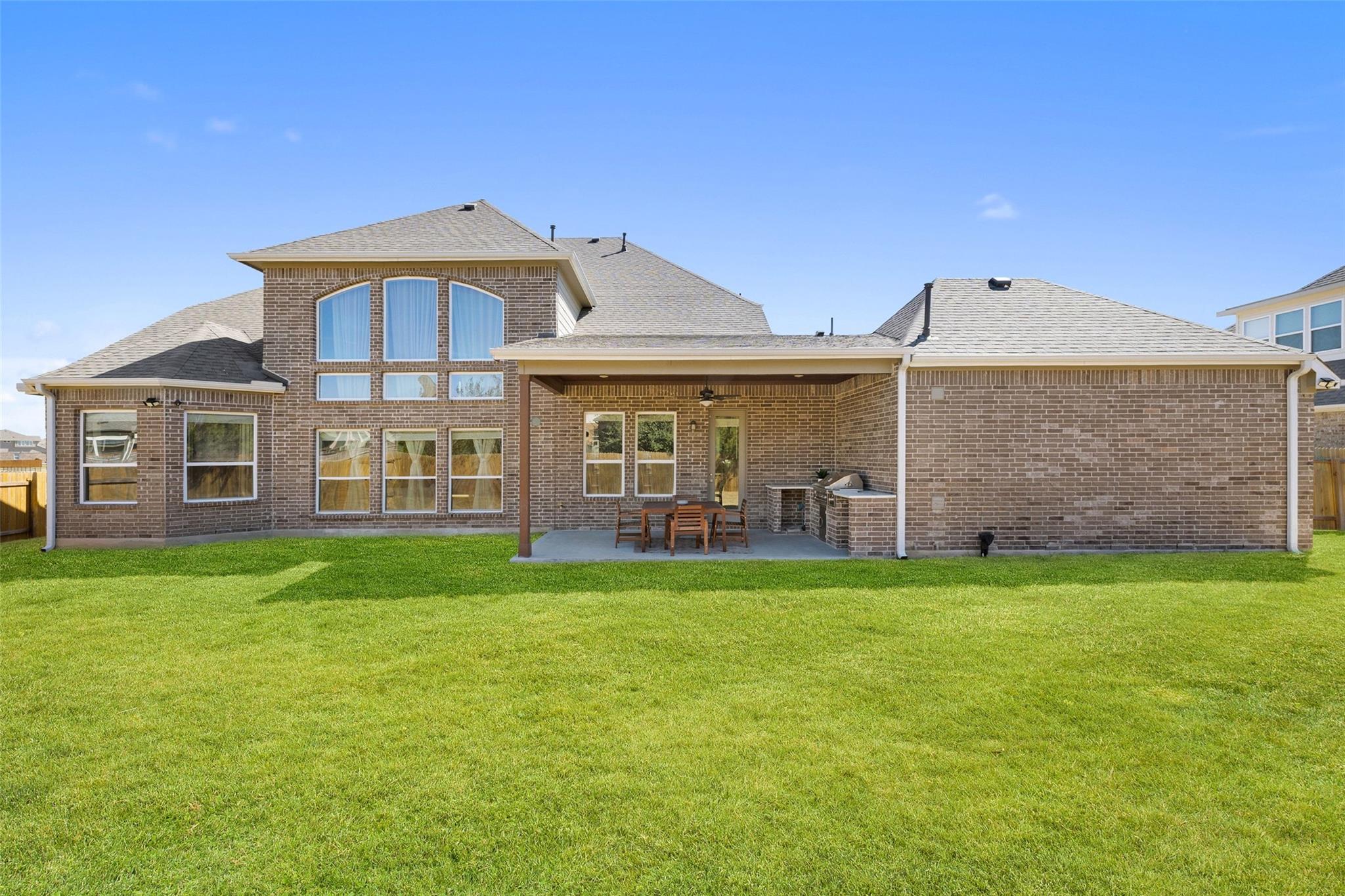 20808 Pinewalk Dr, Pflugerville, TX 78660