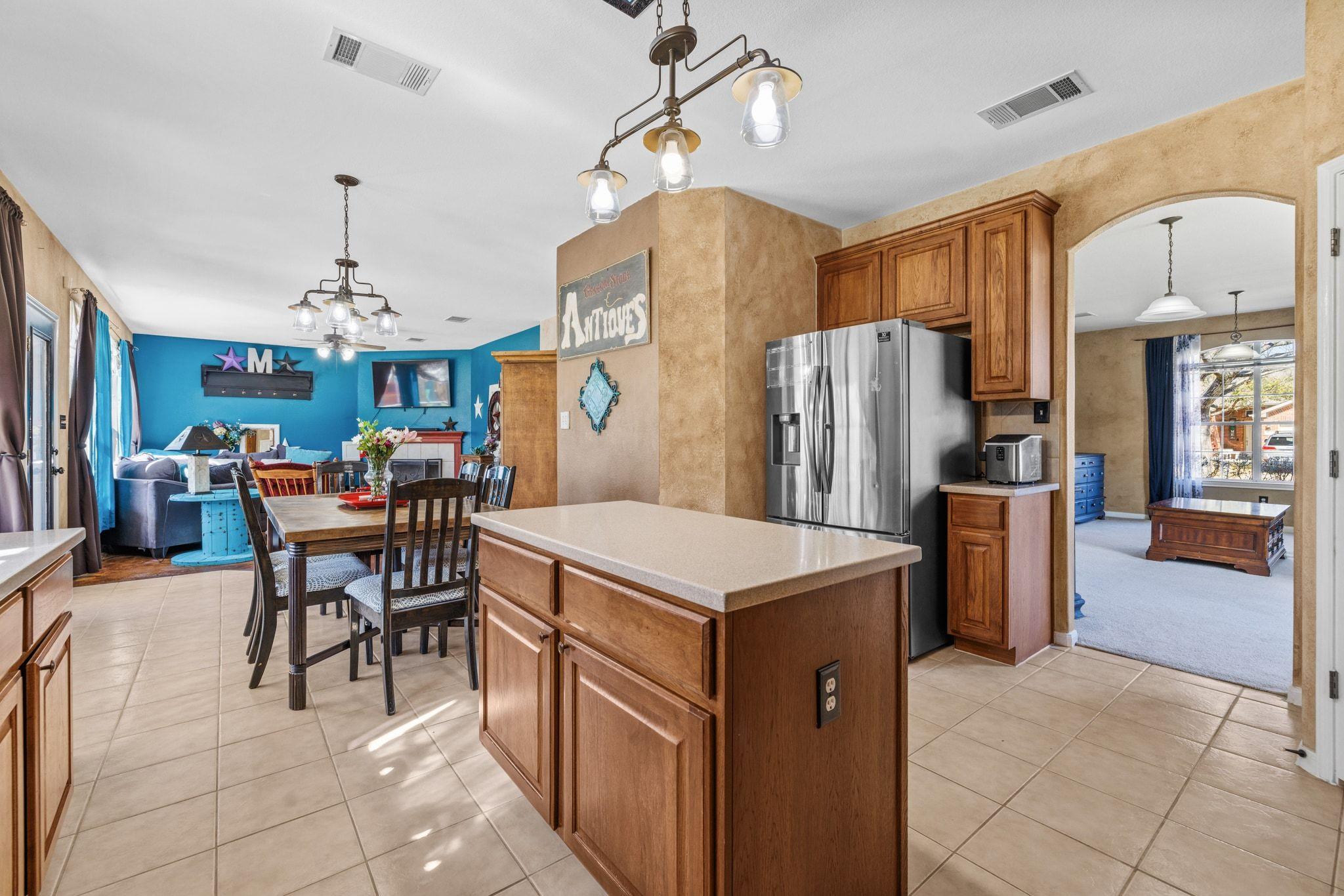 1114 Calistoga Dr, Leander, TX 78641