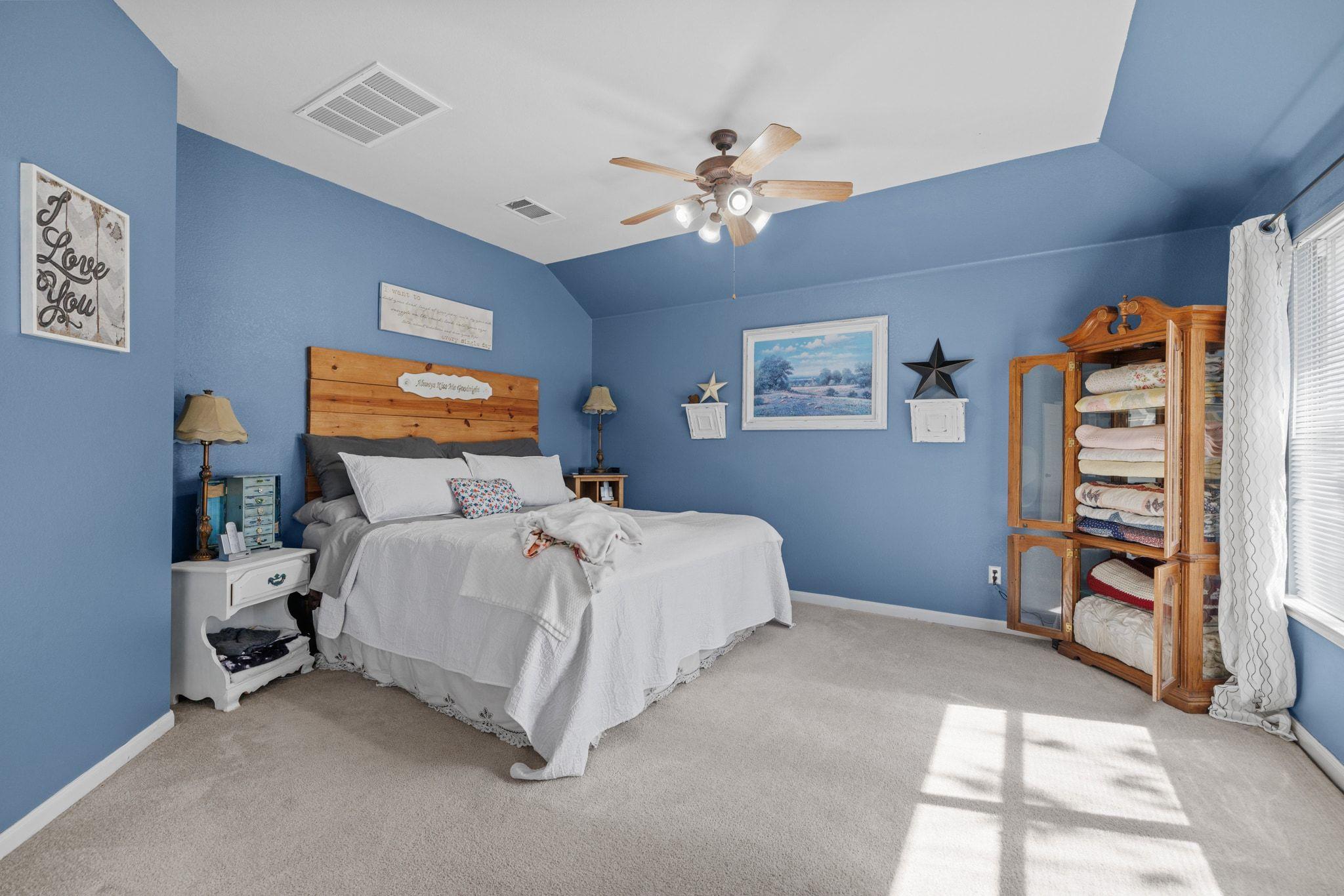 1114 Calistoga Dr, Leander, TX 78641