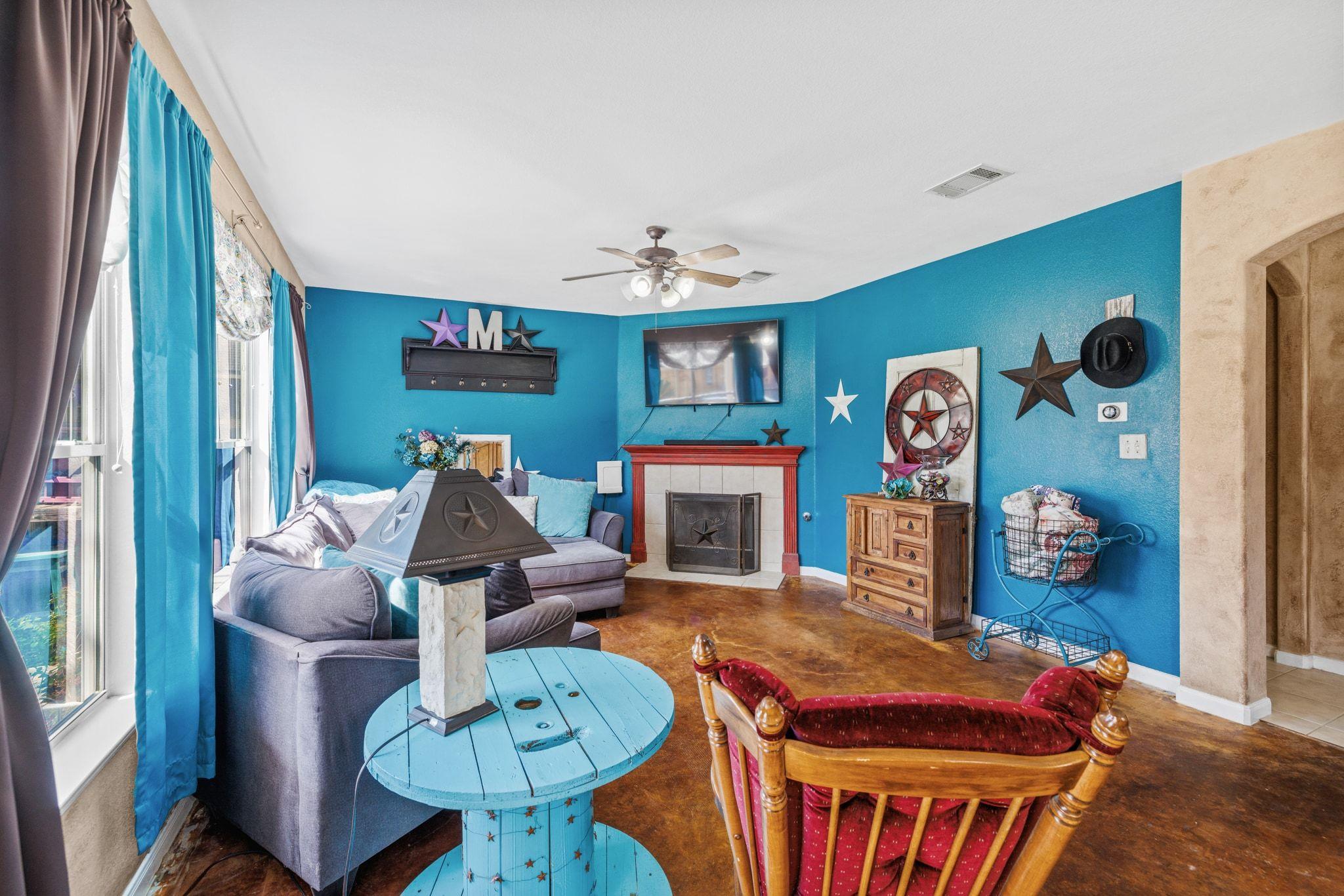 1114 Calistoga Dr, Leander, TX 78641