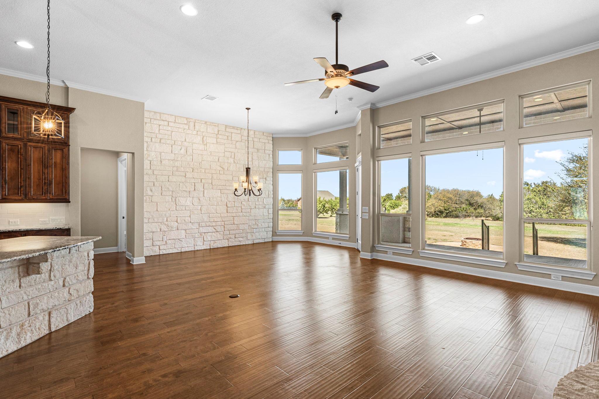444 Bold Sundown, Liberty Hill, TX 78642