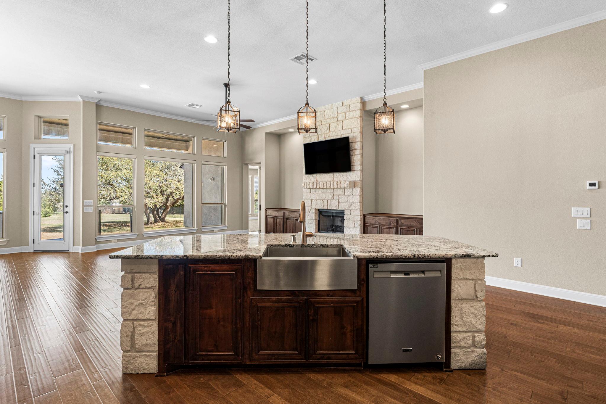 444 Bold Sundown, Liberty Hill, TX 78642