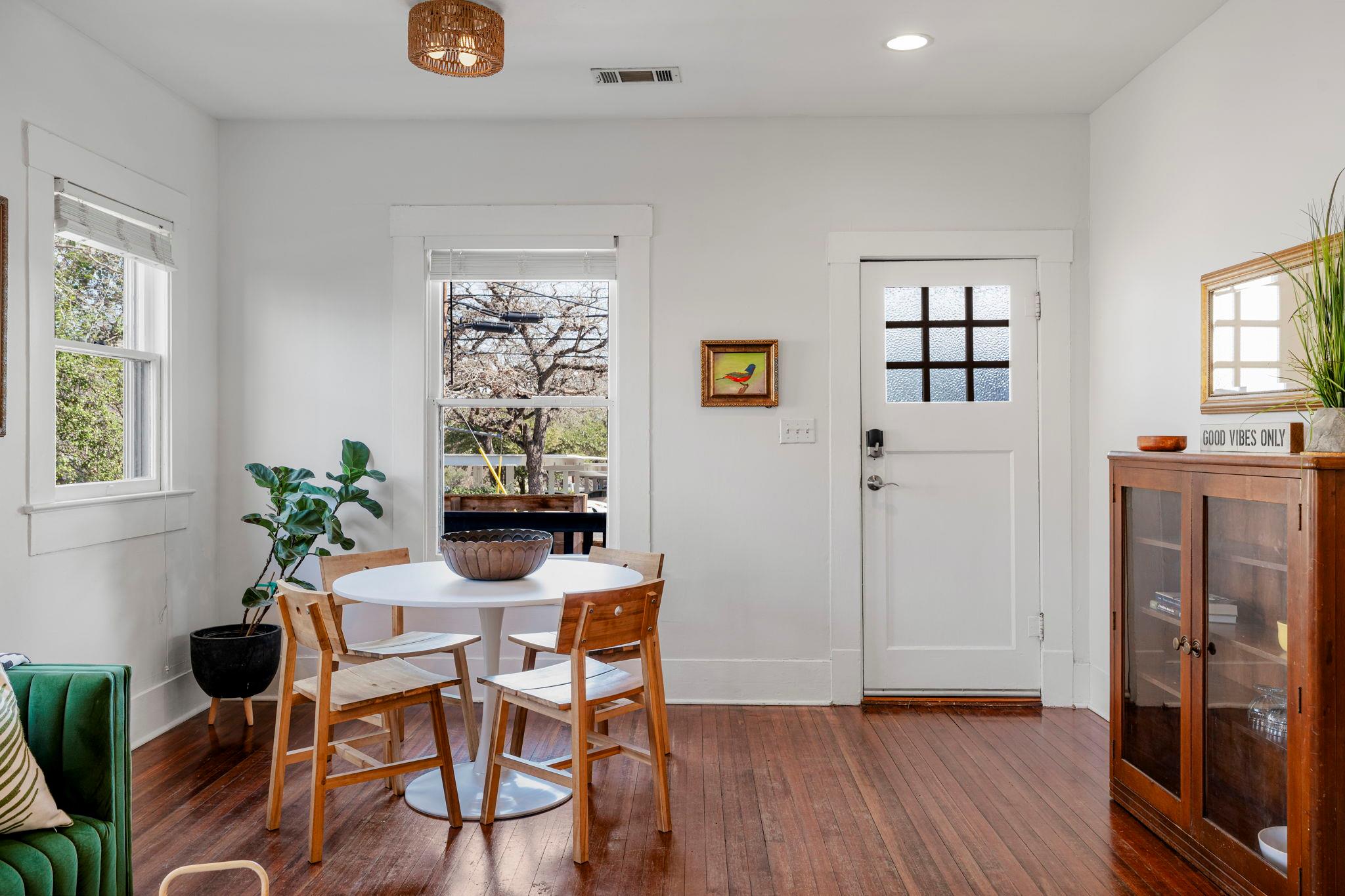 900 W Lynn St, Austin, TX 78703