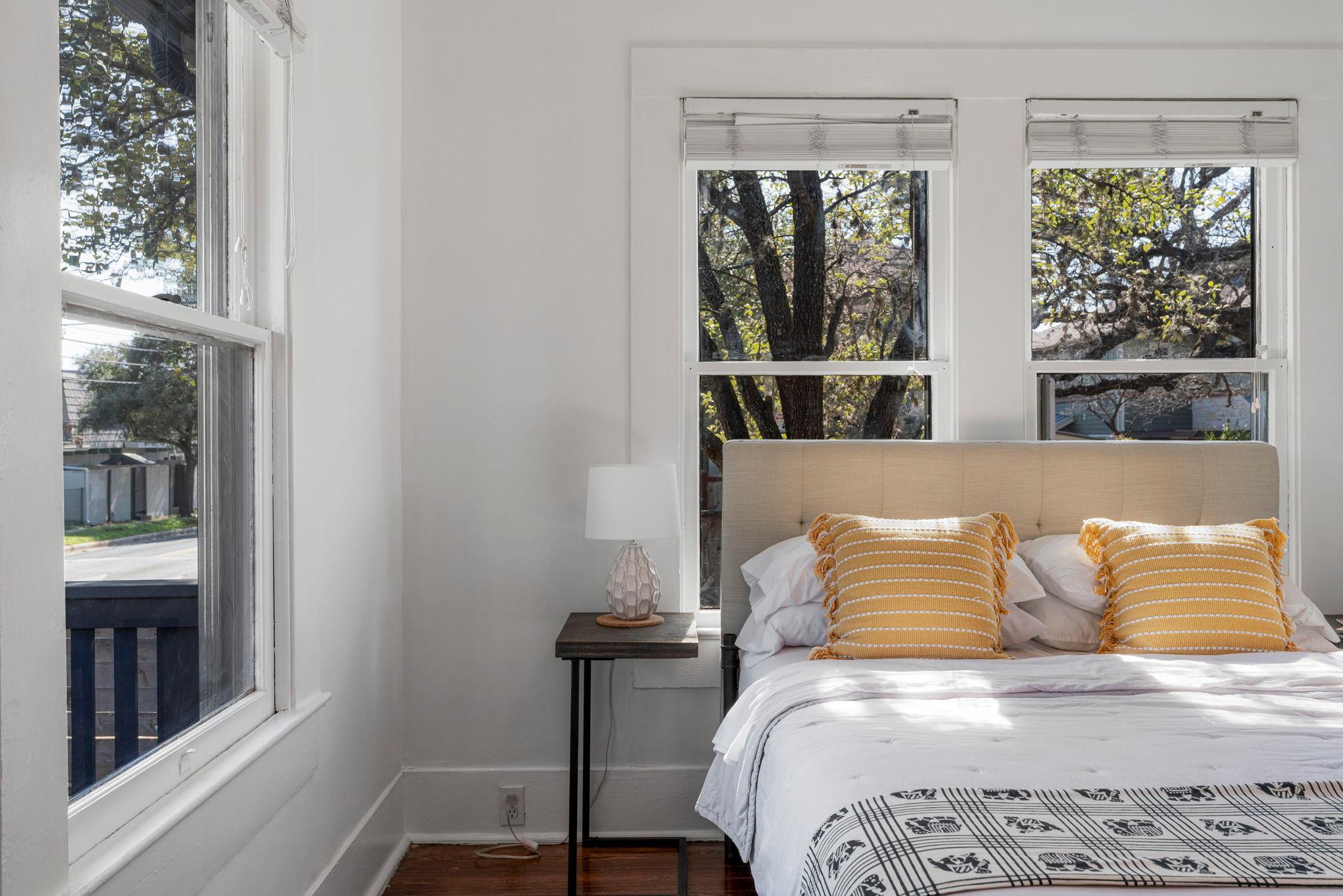 900 W Lynn St, Austin, TX 78703