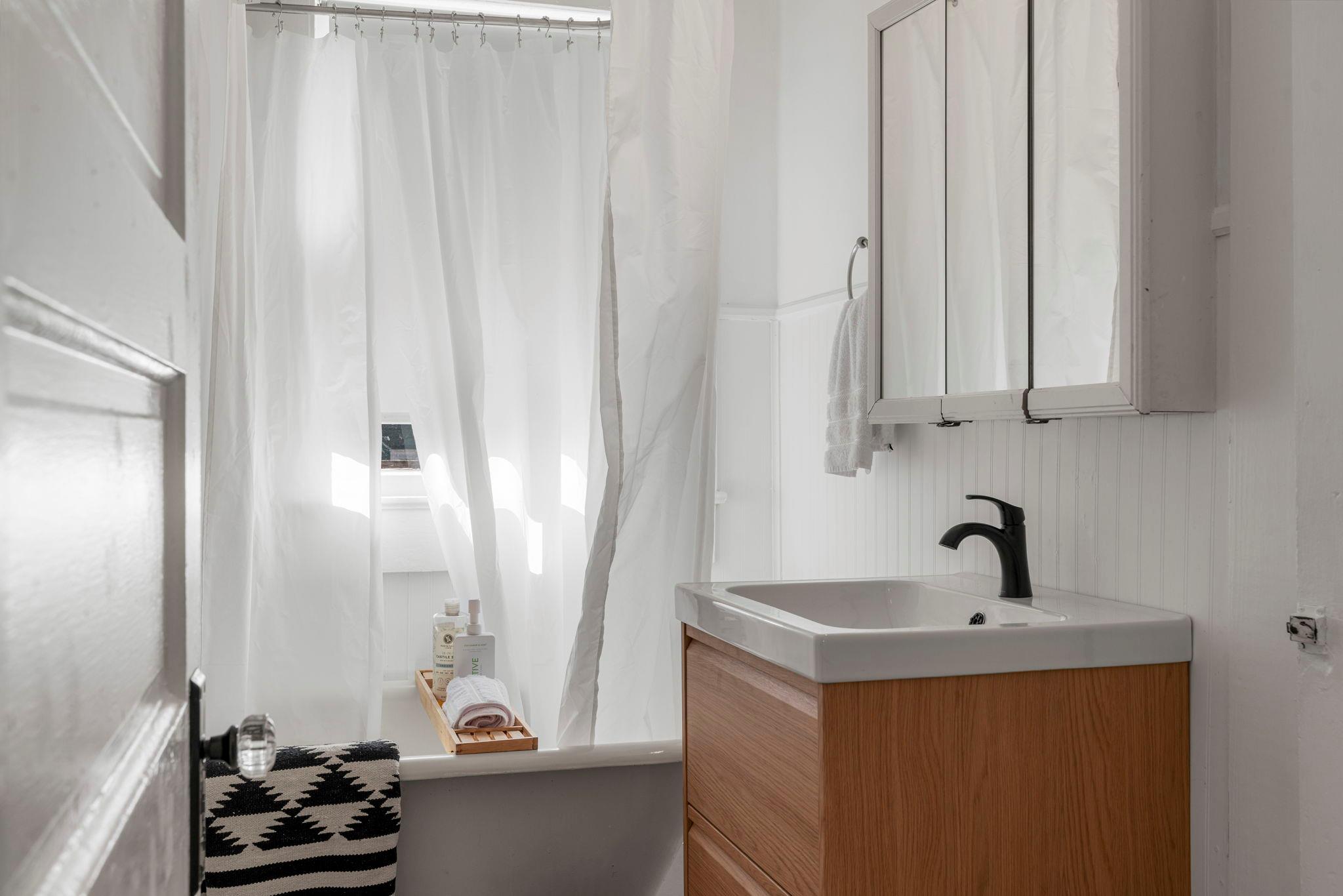 900 W Lynn St, Austin, TX 78703