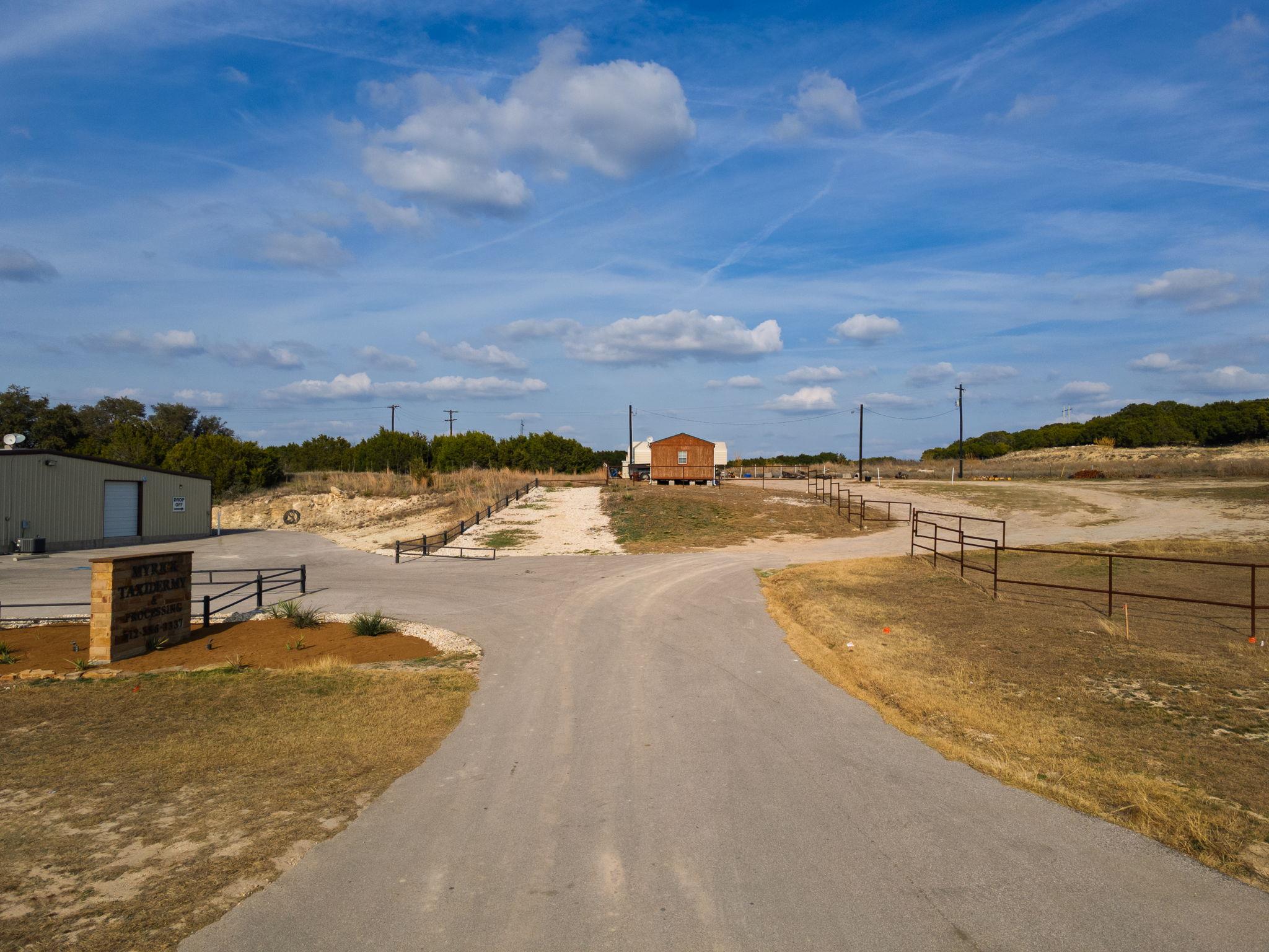 774 N 183 Highway, Lampasas, TX 76550