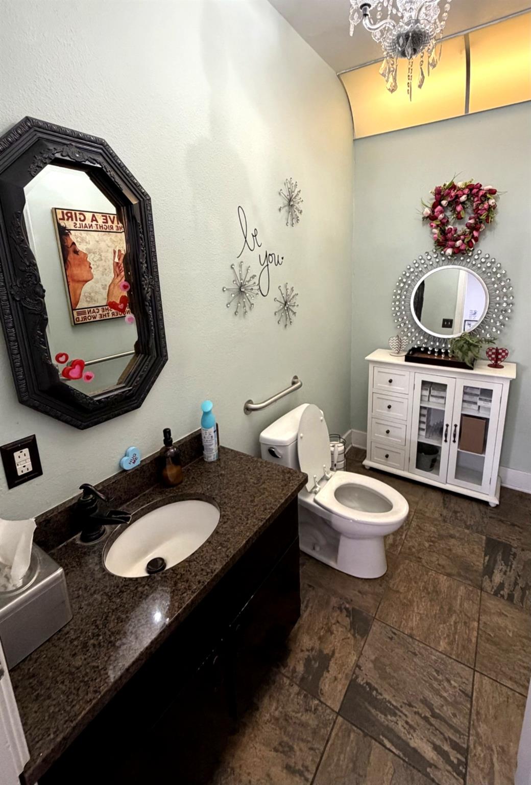 106 East St, Hutto, TX 78634