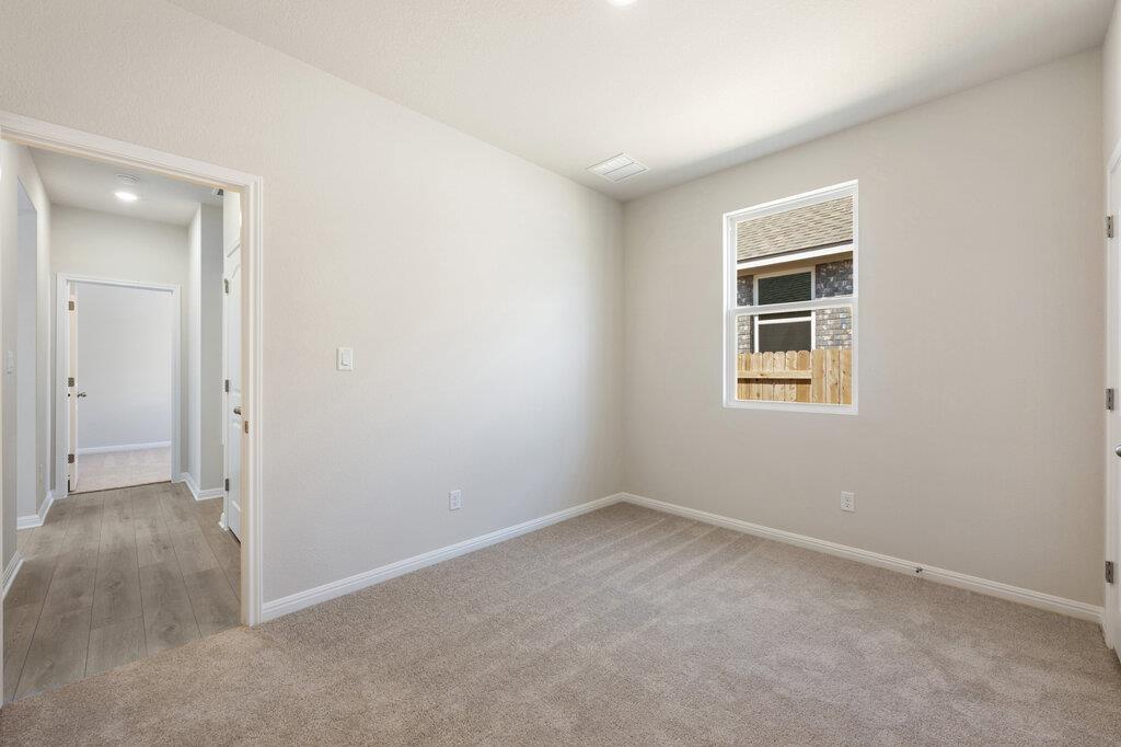 125 Knockout Rose Dr, San Marcos, TX 78666